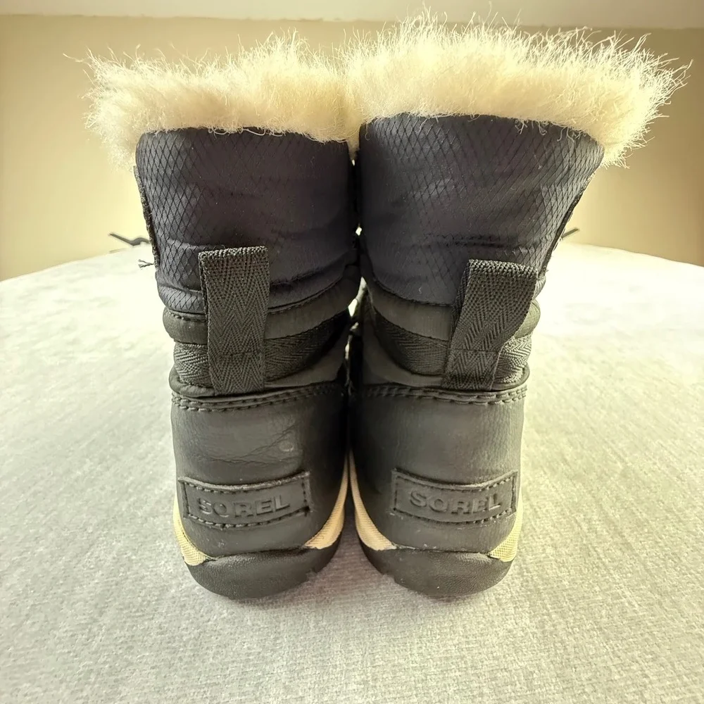 Sorel Whitney Short Lace Black Waterproof‎ Snow Boots Kids Size 3 NY1897-011